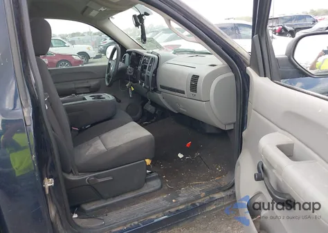 2007 Chevrolet Silverado 1500 Work Truck z USA, uszkodzony, nr VIN 1GCEC14C97Z548186